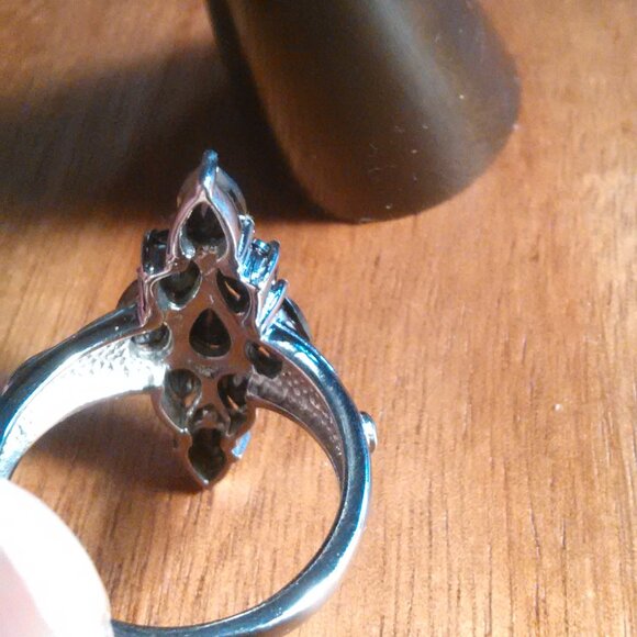 Elongated Design Thai Black Spinel Stainless Steel Cluster Ring (Size 9) - Picture 10 of 10